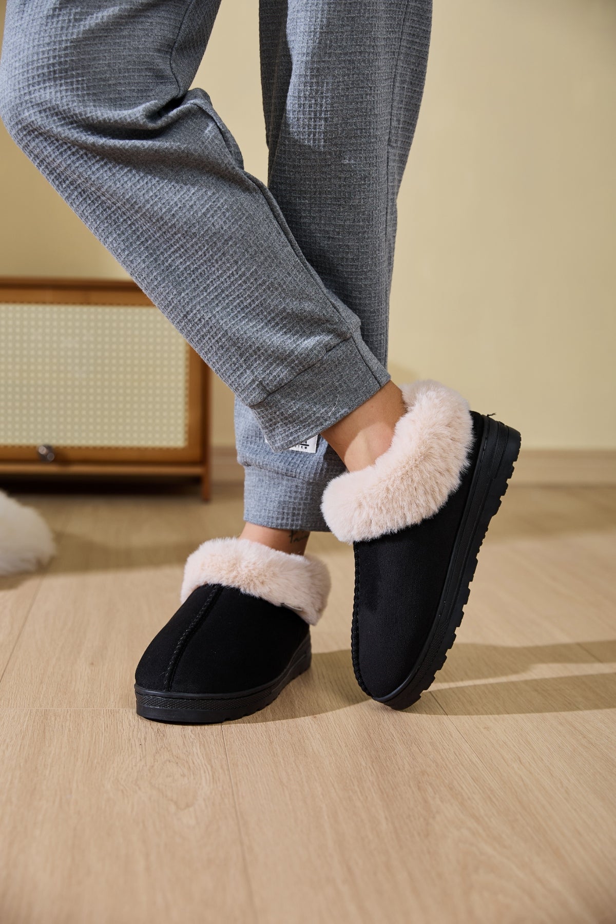 Black / 36-37(US5-6)