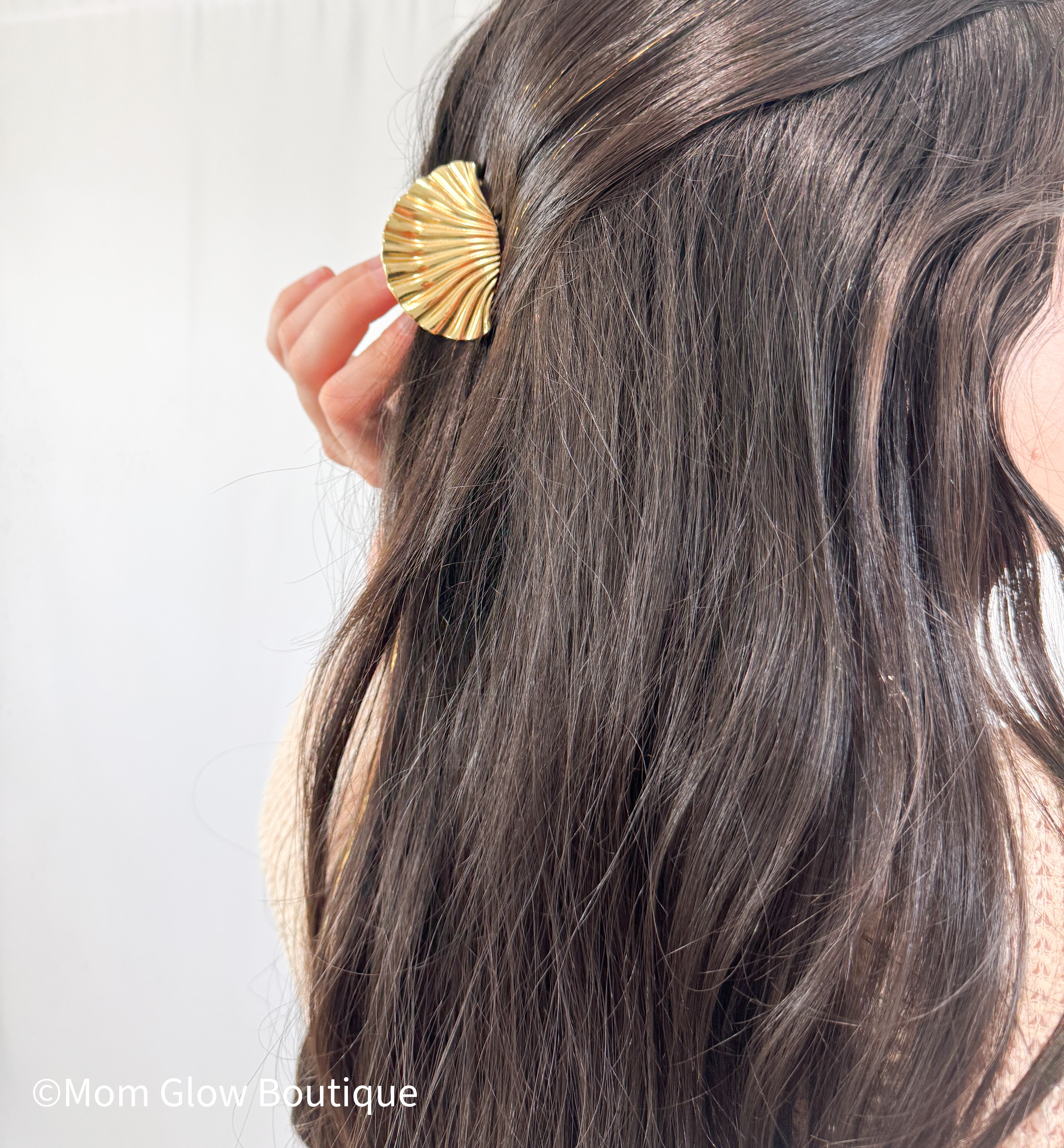 Shell Hair Clip